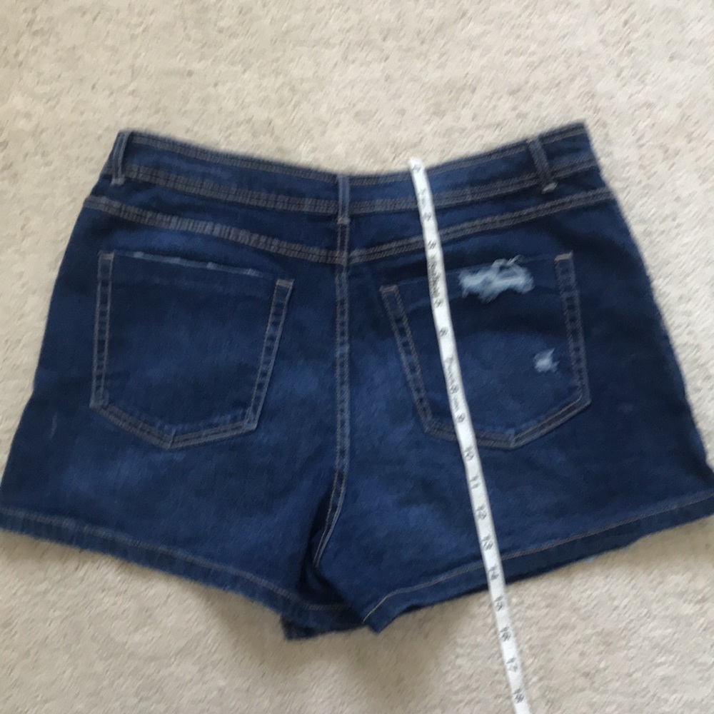 Jean Skort - Picture 4 of 5